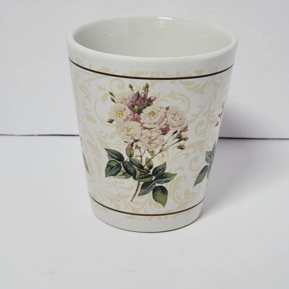 Hallmark‎ Mug White Pink Rose Flower Floral Bouquet Scroll Coffee Cup Vintage